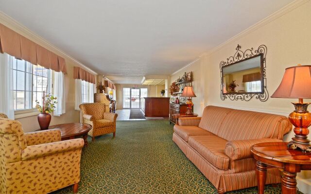 Magnuson Grand Pioneer Inn and Suites