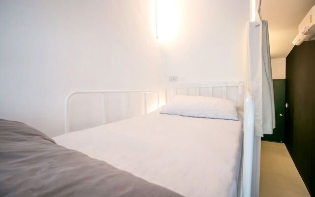 Oyo Chatel Hostel Bangkok