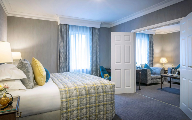 Temple Gate Hotel
