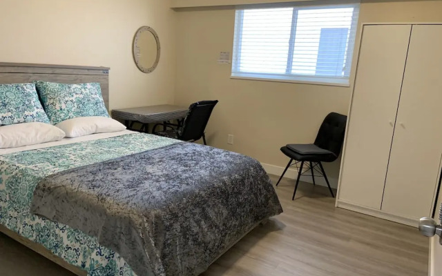 Orchid House near Vancouver YVR Airport