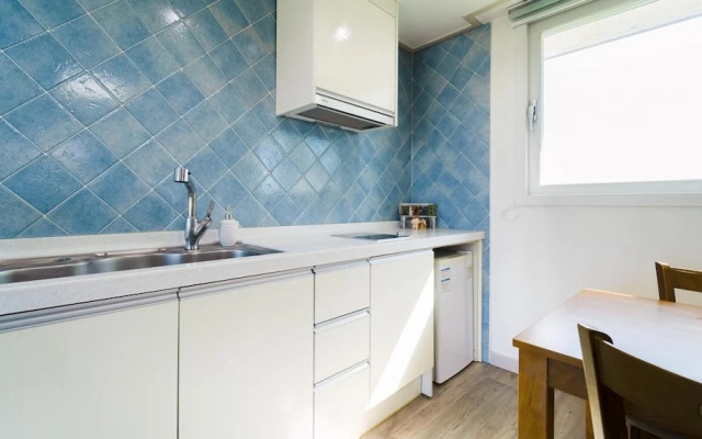 Jeju Byeoleuldameunbaramarae Pension