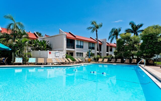 Runaway Bay Resort by BBG