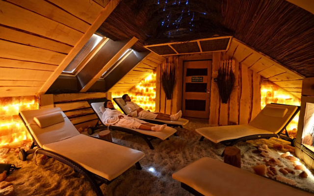 Hotel Zubrówka Bialowieza