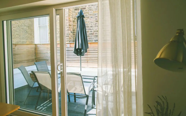 Spacious 3 Bedroom Apartment in South Kensington near Museums