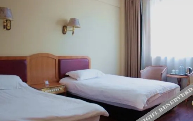 Oyo Minghe Hotel