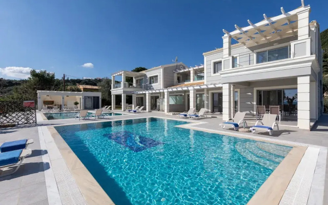 MCN Villas by Whitedreamvillas