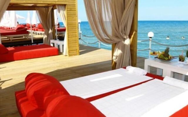 Royal Adam & Eve Hotel