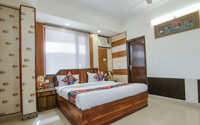 FabExpress Vistara Grand