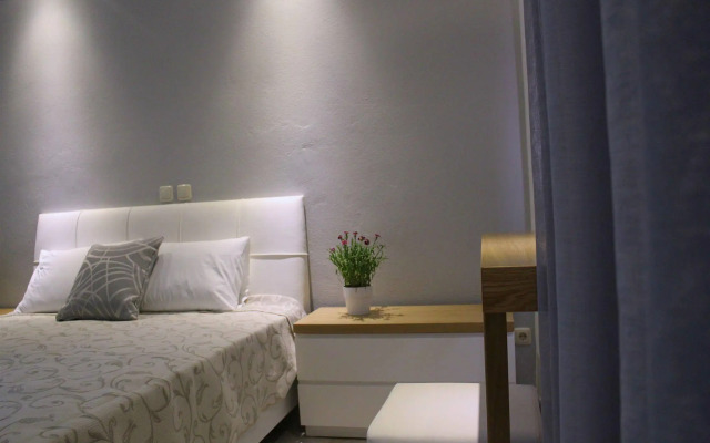 Zeus Hotel