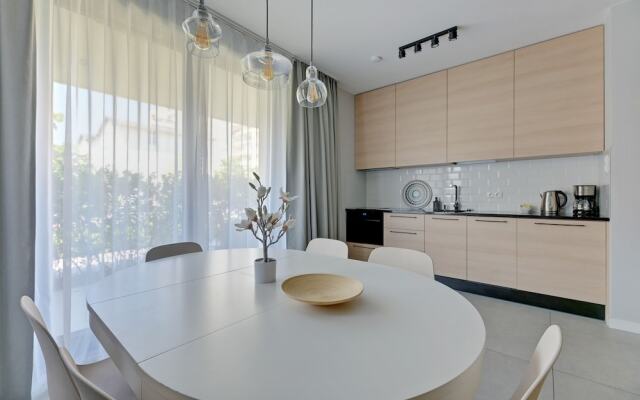 Dom & House - Apartments Okrzei Prime