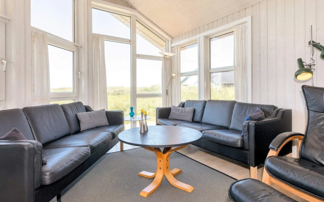 10 Person Holiday Home in Lokken