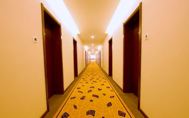 Dunhuang Golden Leaf Hotel