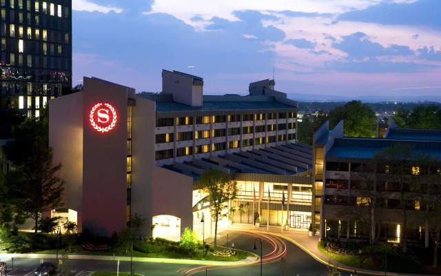 Sheraton Reston Hotel