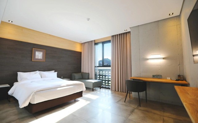 The HongC Hotel Gangneung