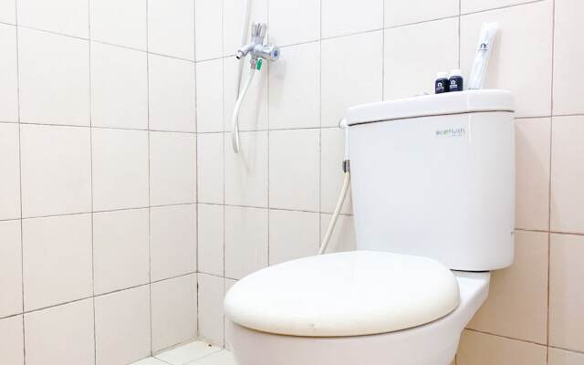 Best Choice And Homey Studio Tifolia Apartment