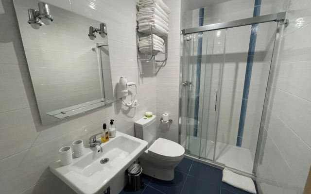 Apartamentos Royal Suites by Croma