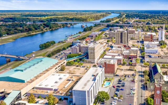 Holiday Inn Alexandria - Downtown by IHG