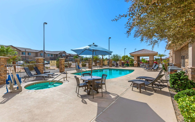 Comfort Inn & Suites Yuma I-8
