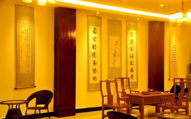 Fenghuang Yilu Yangguangyuan Inn