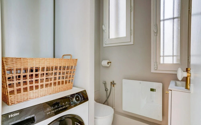 Saintgermain Sojourn Charming 2 Bedroom in the Rive Gauche