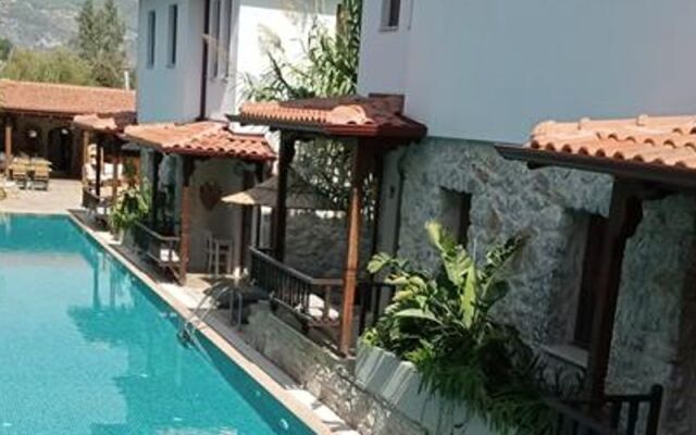 Okapi Suites