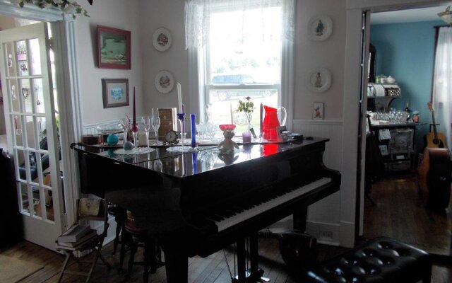 Margaree Harbour View Inn