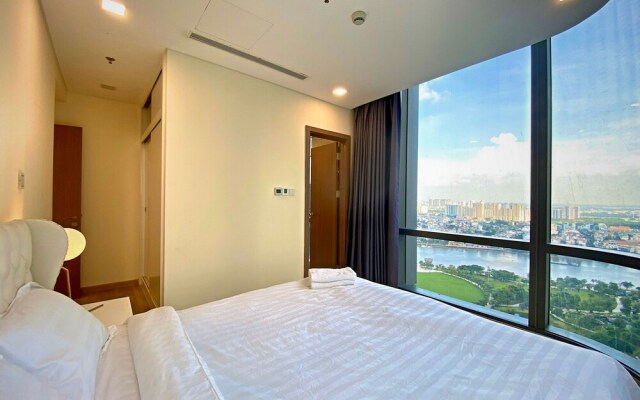 DongDong Skyview APT in Landmark81 Tower