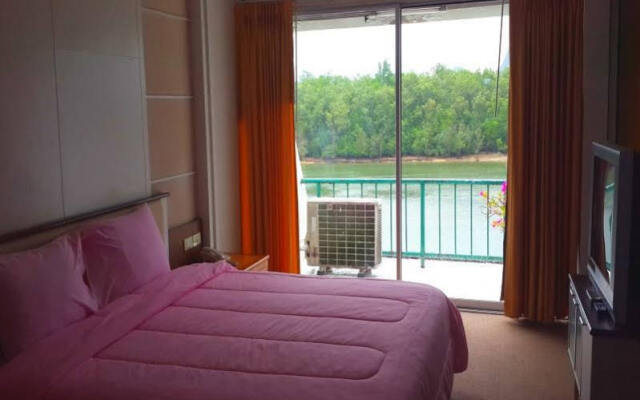 SiamIs Hotel Phang Nga Bay