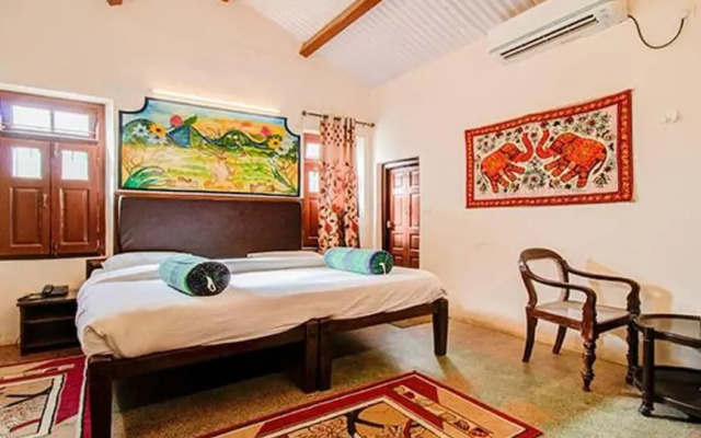 Fabhotel Royal Heritage