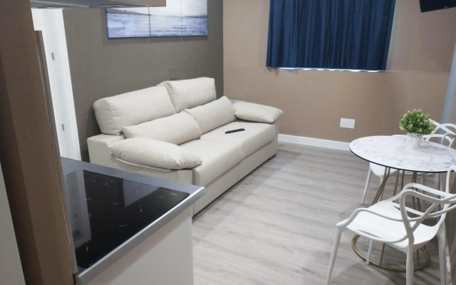 Hi Apartments Santander 3000