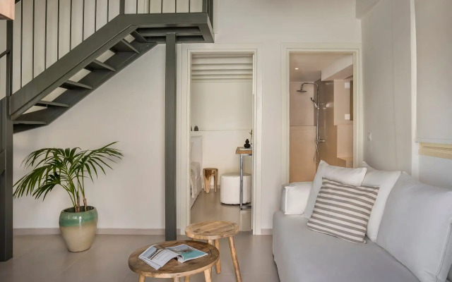 360° Luxury Residences