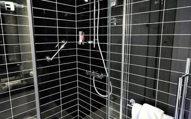 Holiday Inn Express Sheffield City Centre by IHG