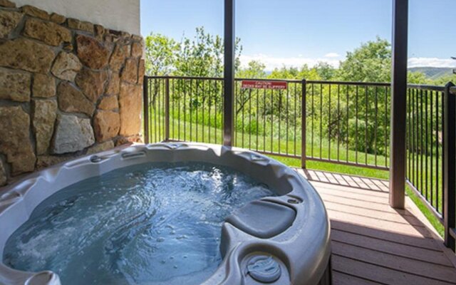 Storm Meadows Club B Condominiums