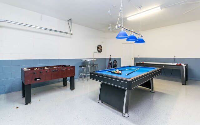 946bd Amazing High End Gated