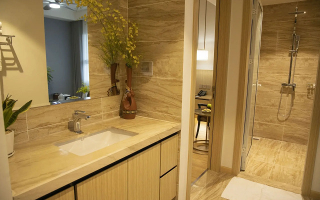 Pearl River Hotel & Apartment