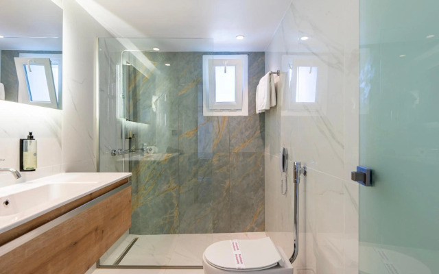Athina Palace Resort & Spa