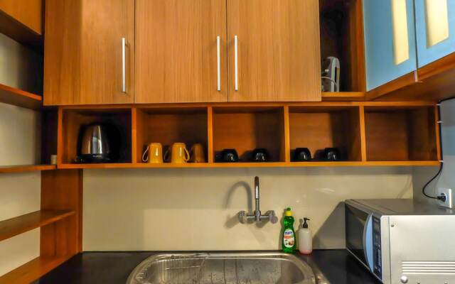 Best Price Hampton's Park Apartment Near Pondok Indah Mall