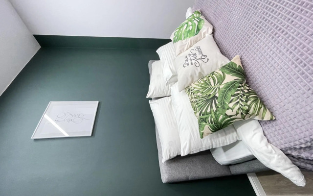 Апартаменты Монстера на проспекте Строителей - фото 4