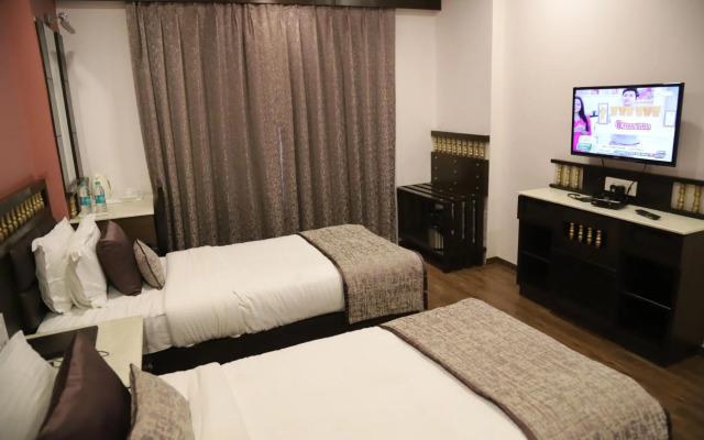 Oyo Premium Children Park Sardarpura