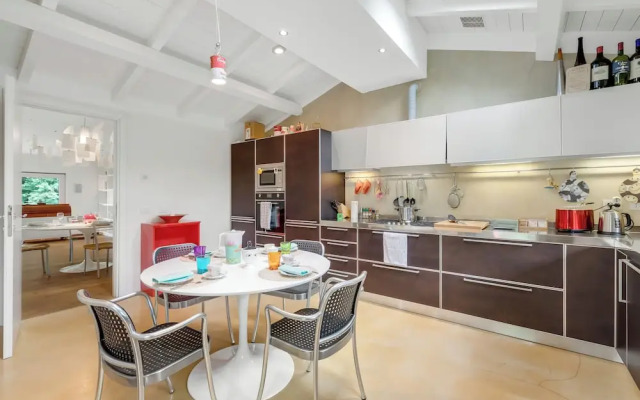 Il Gioiellino Pool And Sauna