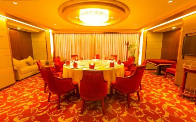 Chengdu Gaoyi Hotel