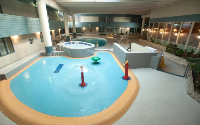 Travelodge by Wyndham Saskatoon