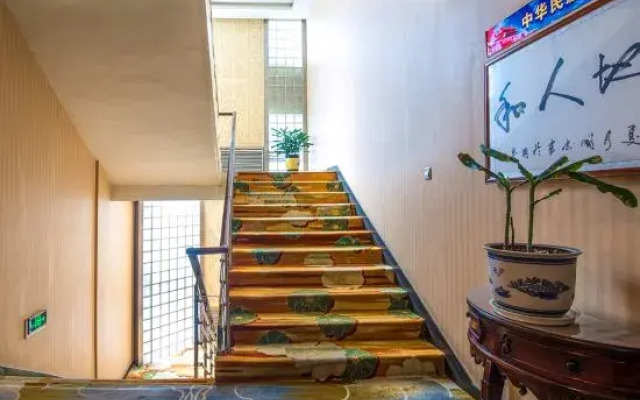 Guazhou Yulin Express Hotel