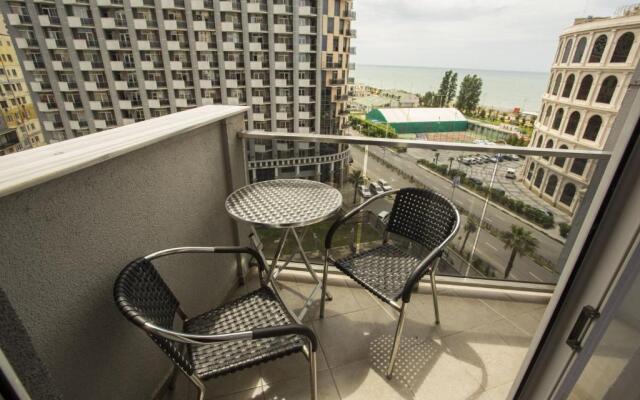 Apartment on Sherif Khimshiashvili Street 15b