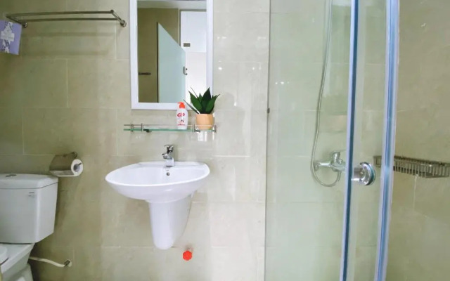 The Arrivals Home-District 3-10stars-SG center