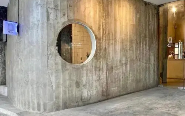 E11 Hotel - BTS Punnawithi