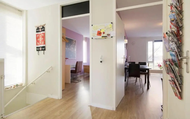 Royale en schone accommodatie met dakterras