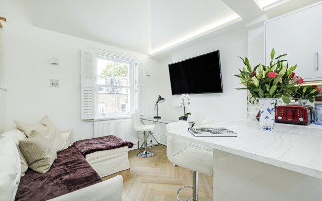 Top Floor Flat - Mimosa Street