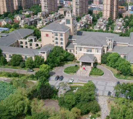 Huaiyuan Changjiu Central Hotel