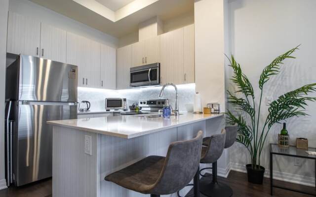 Premium 1 Bed w Rental Car Netflix Amazon